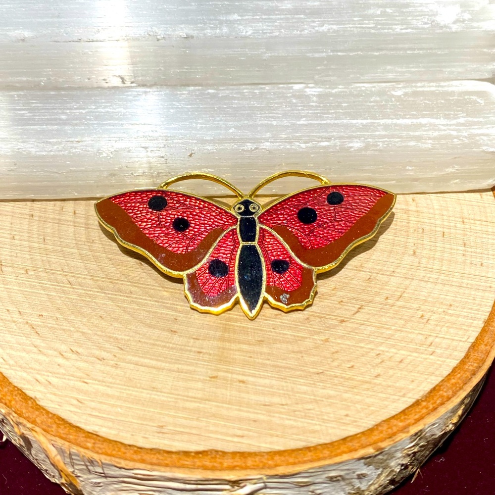 Vintage Goldtone& Red Enamel Butterfly 🦋 Brooch♥️
